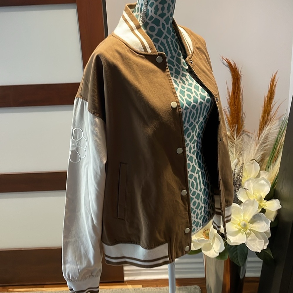 Nwt Vans Music Lovers Brown And Tan Bomber Jacket M View 5